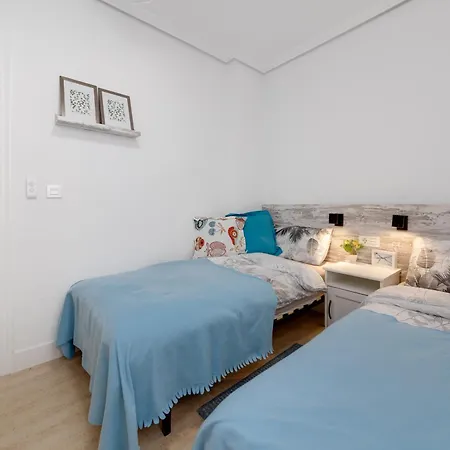 Cb Living - Pool View In Aguamarina Apartment *